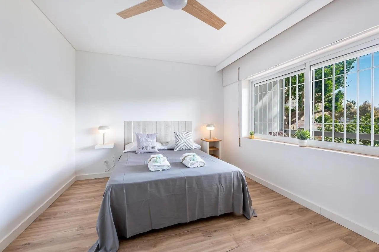 797 Holiday Rentals - Piso Reformado Con Amplia Terraza Carihue Torremolinos 0*,