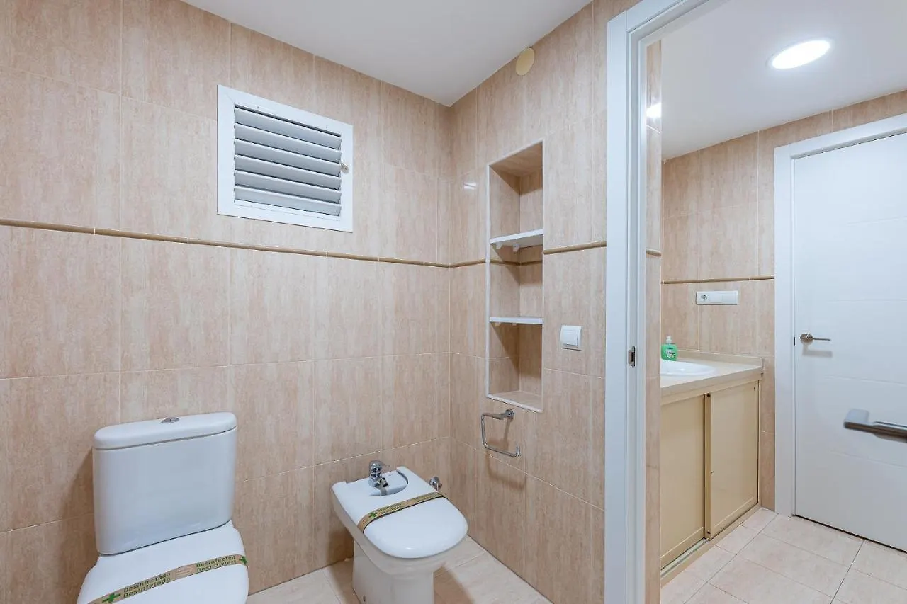 797 Holiday Rentals - Piso Reformado Con Amplia Terraza Carihue Torremolinos